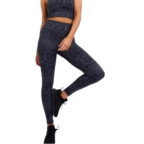 All Fenix - Python Blue Snake Snakeskin Print High Rise Active Leggings Sz M - Picture 1 of 7